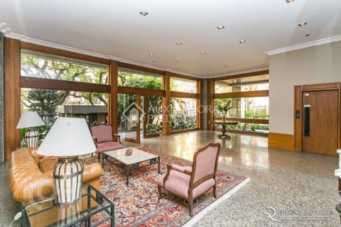 Image 37 - 227379